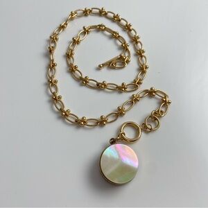 Elegant Gold and Mother of Pearl Pendant Necklace